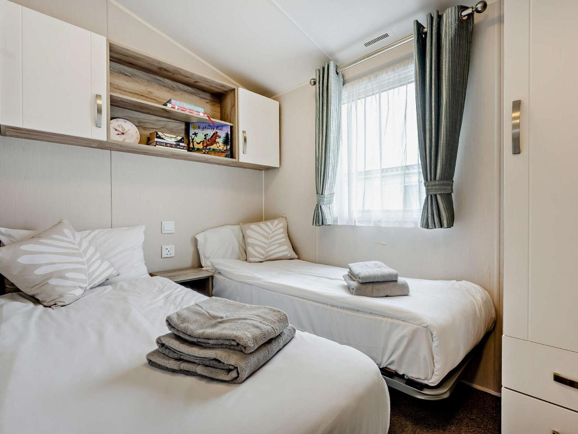 3 Bed In Ventnor 94278 Villa Rookley Buitenkant foto