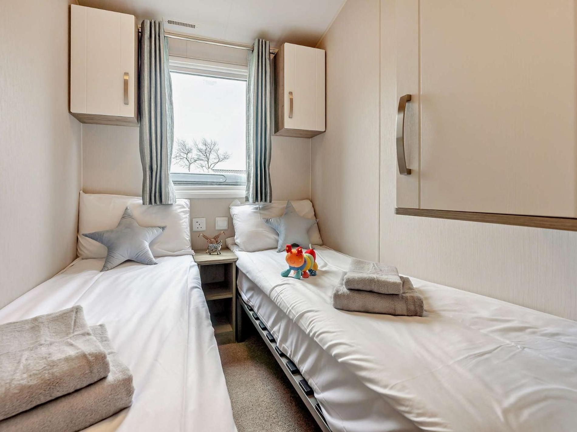 3 Bed In Ventnor 94278 Villa Rookley Buitenkant foto